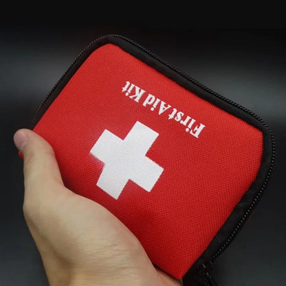 FIRST AID KIT (11 PCS)