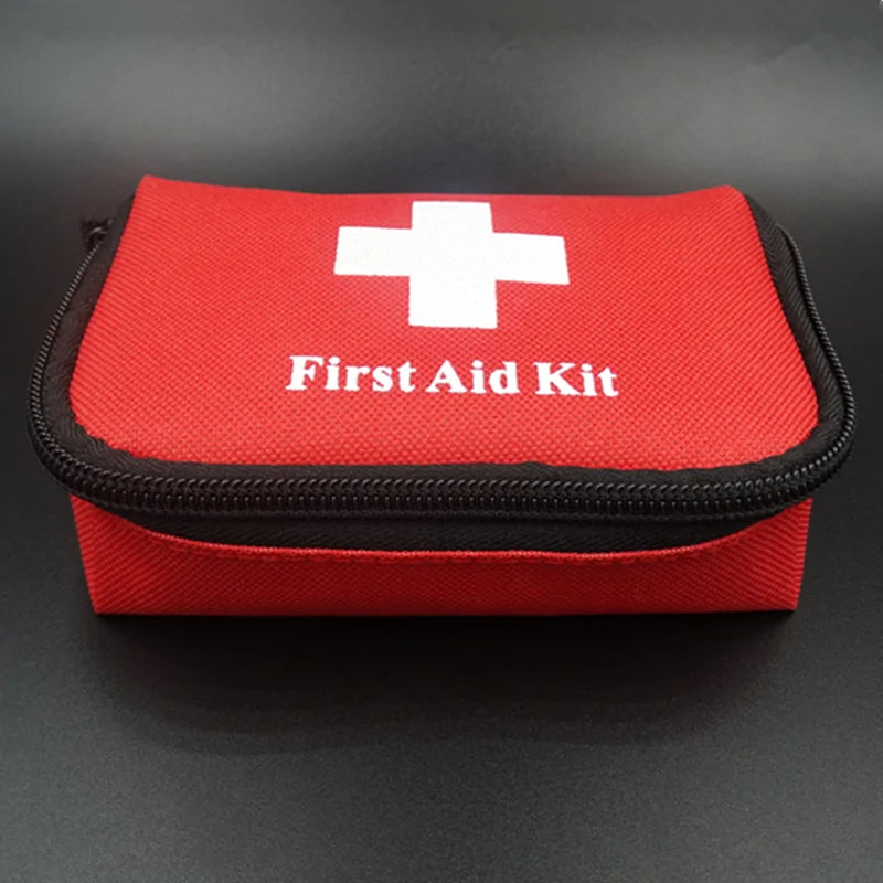 FIRST AID KIT (11 PCS)